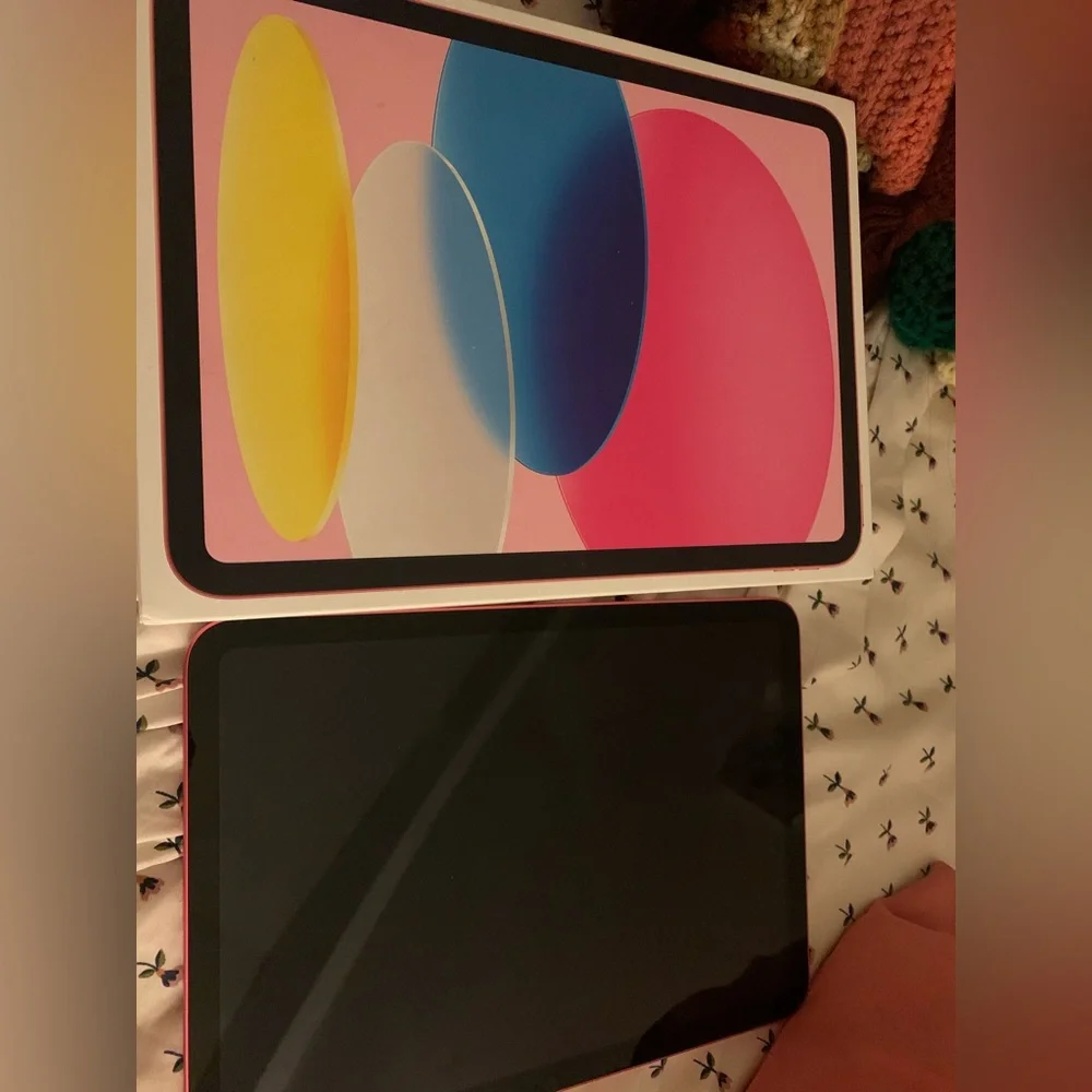 Apple pink ipad